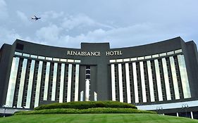 Renaissance St. Louis Airport Hotel